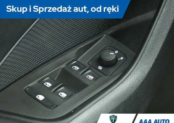 Skoda Octavia cena 86000 przebieg: 136392, rok produkcji 2020 z Oborniki małe 232